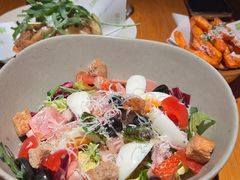 -JINNS锦时 steak&pizza(浸信会礼拜堂旧址店)