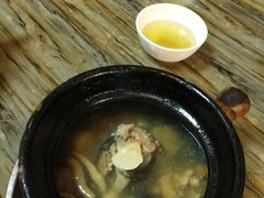 -民间瓦缸煨汤館(嵩山路店)