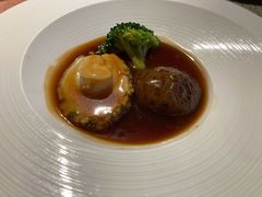 甄品鲍鱼会花菇-香樟花园法式铁板烧(恒隆广场店)