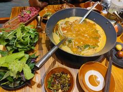 -贵厨酸汤牛肉(小十字店)