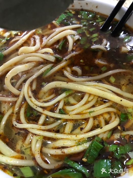 民勤县天石熬骨香兰州牛肉拉面图片