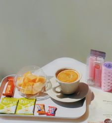 -十六番发型师事务所