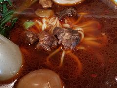 红烧牛肉面-亮亮面馆(经六路店)