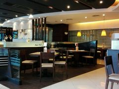 -必胜客(机场路店)