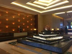 -湖景知味西餐厅•自助餐• 轻食(南京金茂威斯汀大酒店)