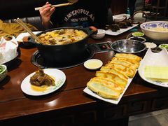 -亿诣蝎府炸酱面羊蝎子火锅(酷车小镇店)