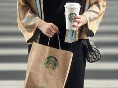 -星巴克臻选(广州高德置地秋广场店)