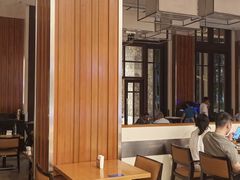-亚龙湾希尔顿自助餐厅·海鲜·烧烤·沙滩BBQ·现场乐队
