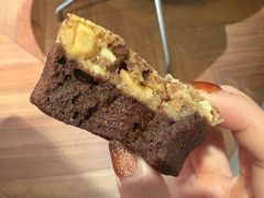 -潮一不贰·法式甜品·生日蛋糕·西式简餐(外滩店)