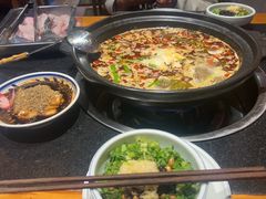 -小饕荟雅安贡椒鱼鲜馆(广福桥店)