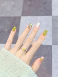 -悦指间美甲美睫