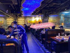 大堂-三个蒙古大叔羊肉串(大宁店)