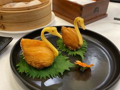 鲍鱼天鹅酥-白天鹅宾馆-宏图府餐厅