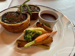 -塞纳河法国餐厅(意式风情街店)