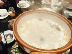 -忆江南·临江鱼馆