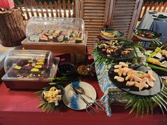 -亚龙湾希尔顿自助餐厅·海鲜·烧烤·沙滩BBQ·现场乐队