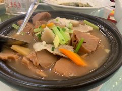 煲洪湖莲藕-天鲜阁·海鲜粤菜·33年老字号(石槎白云站店)