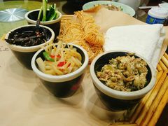 -丁里羊肉小镇(天鹅湖总店)