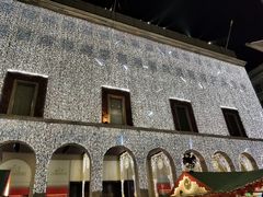 -文艺复兴百货(米兰大教堂广场店)