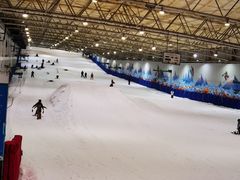 -乔波室内滑雪场