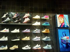 -NIKE武汉品牌体验店