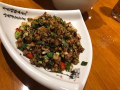 -有红鸡毛店·川菜(建设路店)