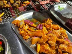 -马路牙子地桌烤肉(工体店)