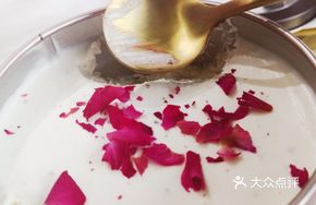 6-inch Rose Lychee