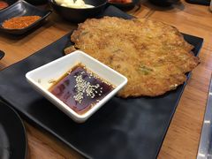泡菜饼-肉甲韩国木炭烤肉(新壹街1店)