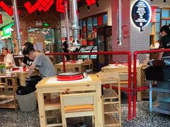 大堂-么肆烤肉·中式自助·烤肉大排档(街道口季佳PAI店)