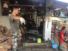 -满記土窑烧鷄波浪山莊