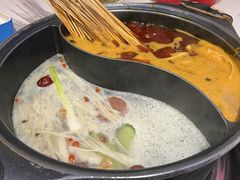-钢管厂五区小郡肝串串香(蜀都万达店)