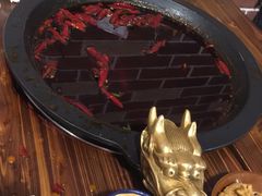 -黄潇洒老火锅(九眼桥宏济巷店)