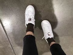 -fila(日月光中心广场店)