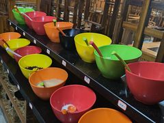 -果松木炭酸菜铜火锅·外婆参鸡汤