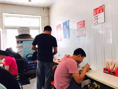 -咱家王新国把子肉(县东巷店)