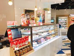 -85度C(生甜甜圈研究工坊·上海平凉店)