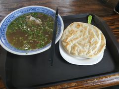 -泉儿头杂碎(杂碎师大店)