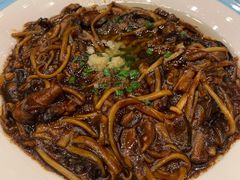 响油鳝丝-侬佳蒸菜馆(听潮店)