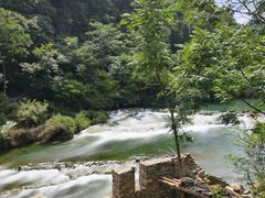 -高荡千年布依古寨旅游景区