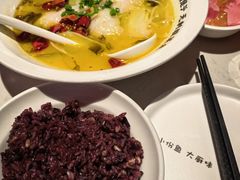 -渝是乎酸菜鱼·川渝小炒(新世界百货望京店)