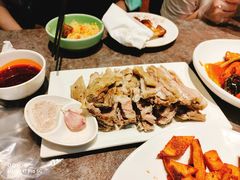 手抓羊肉半斤-贯贯吉·清真餐厅(浙江中路店)