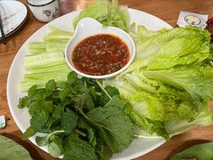 -沐毫傣泐云南菜孔雀宴•手抓饭傣味烧烤(曼听公园店)