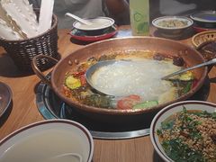 -洱火云南酸菜牛肉火锅(石景山当代商城店)