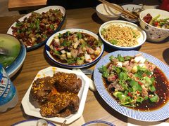 -二孃鸡爪爪(东风路总店)