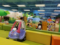 -莫莉幻想儿童乐园(武汉保利广场店)