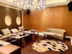 -悦汇商务会所KTV夜总会(佘山店)