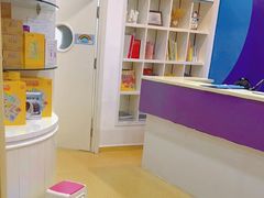 -瑞思少儿中心·少儿英语素养启蒙(勒泰直营校区)