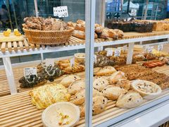 -焙丽拾光(麦凯乐直营店)