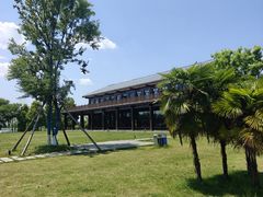 -梁子湖东篱老屋生态庄园